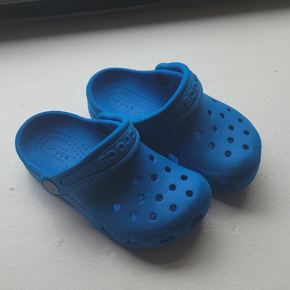 Toddler Crocs, Blue Size C7